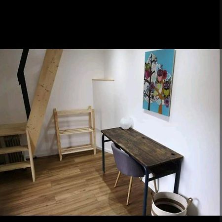 Willa Duplex Refait A Neuf Dans Vieille Batisse Prades  Zewnętrze zdjęcie